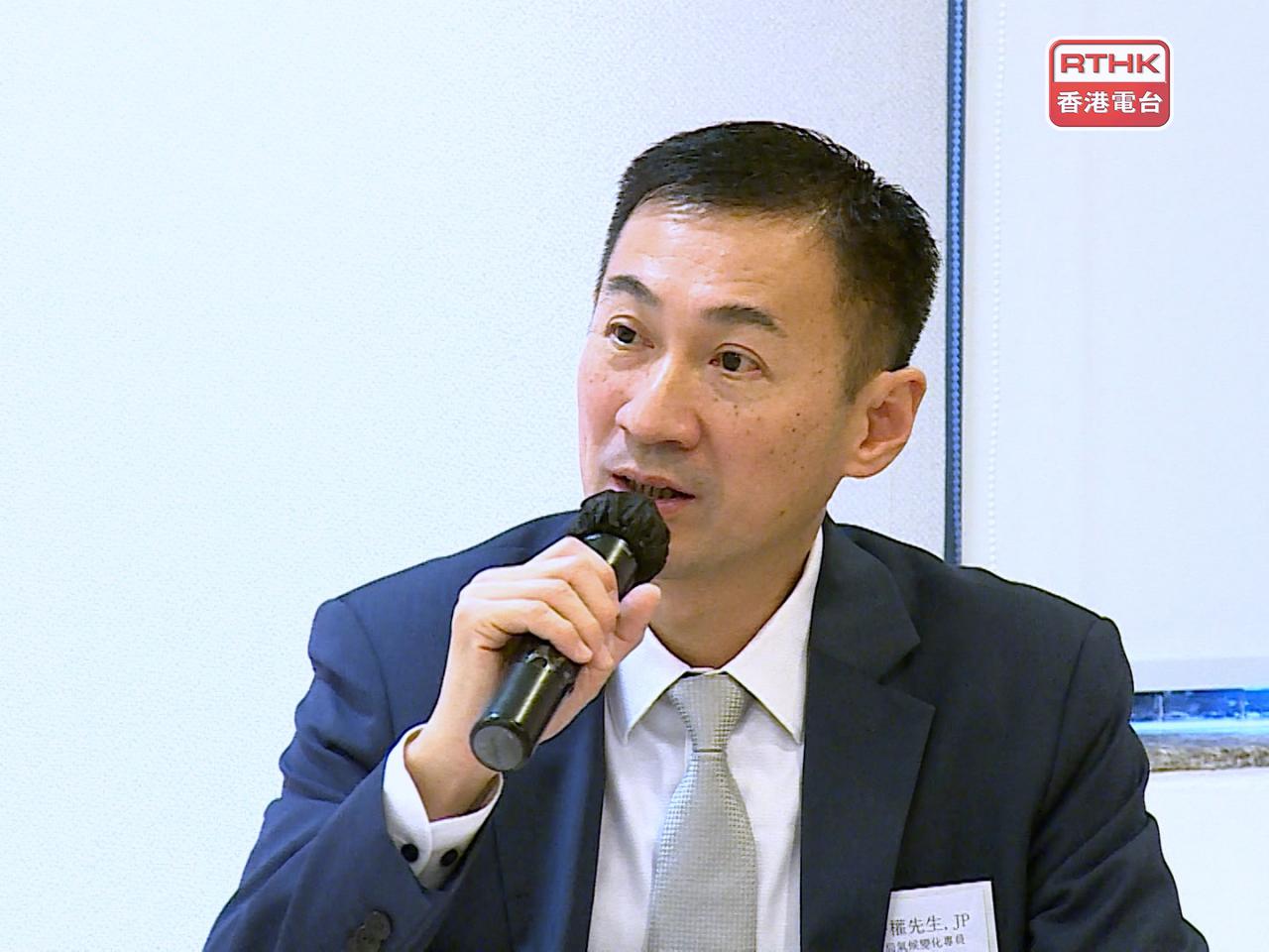 楊秀權稱，低碳綠色科研基金目前並無注資的迫切性。（張連登攝）