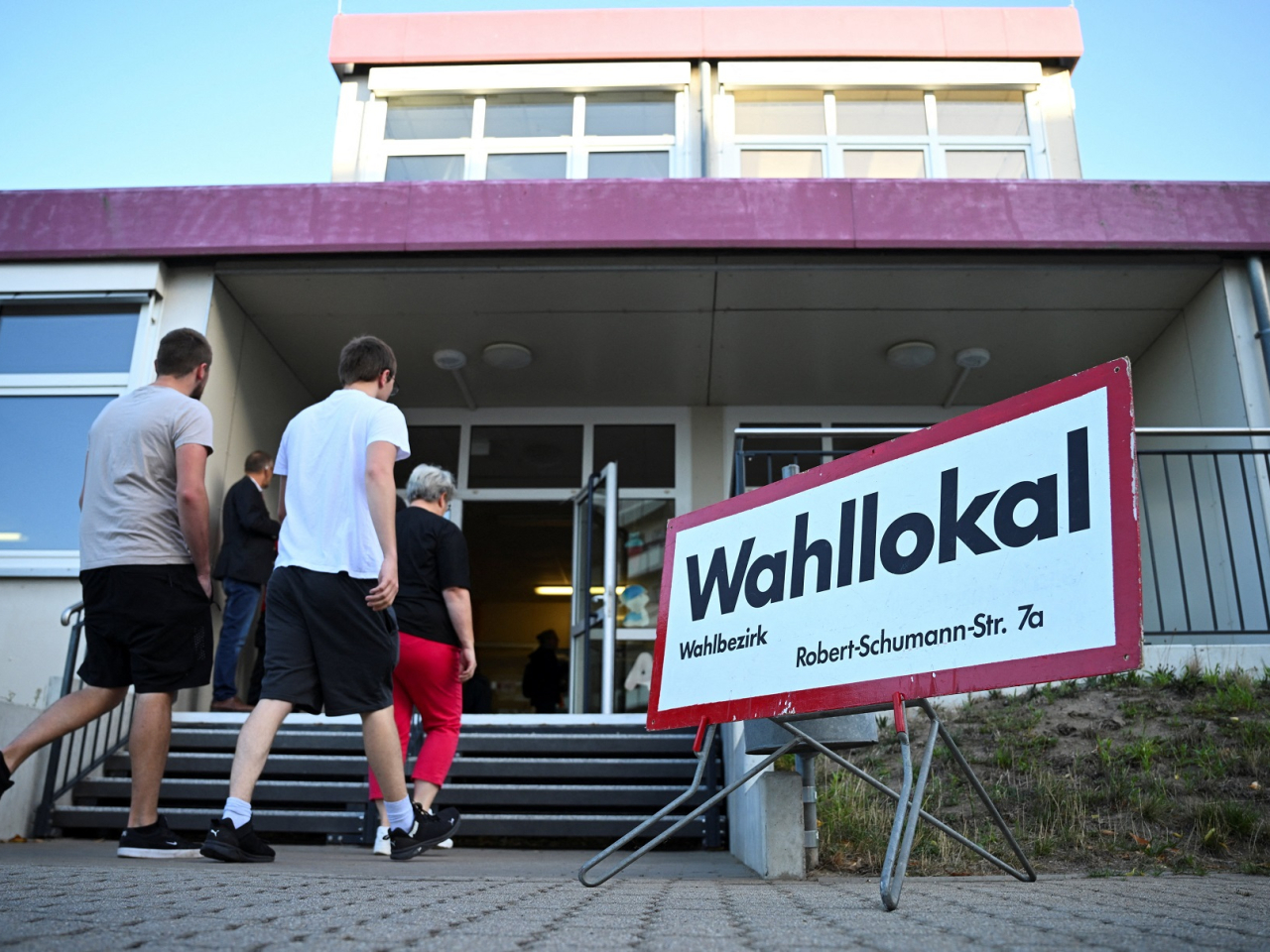 Residents of Tangermuende, Germany, vote in the Saxony-Anhalt state election. Photo: Reuters