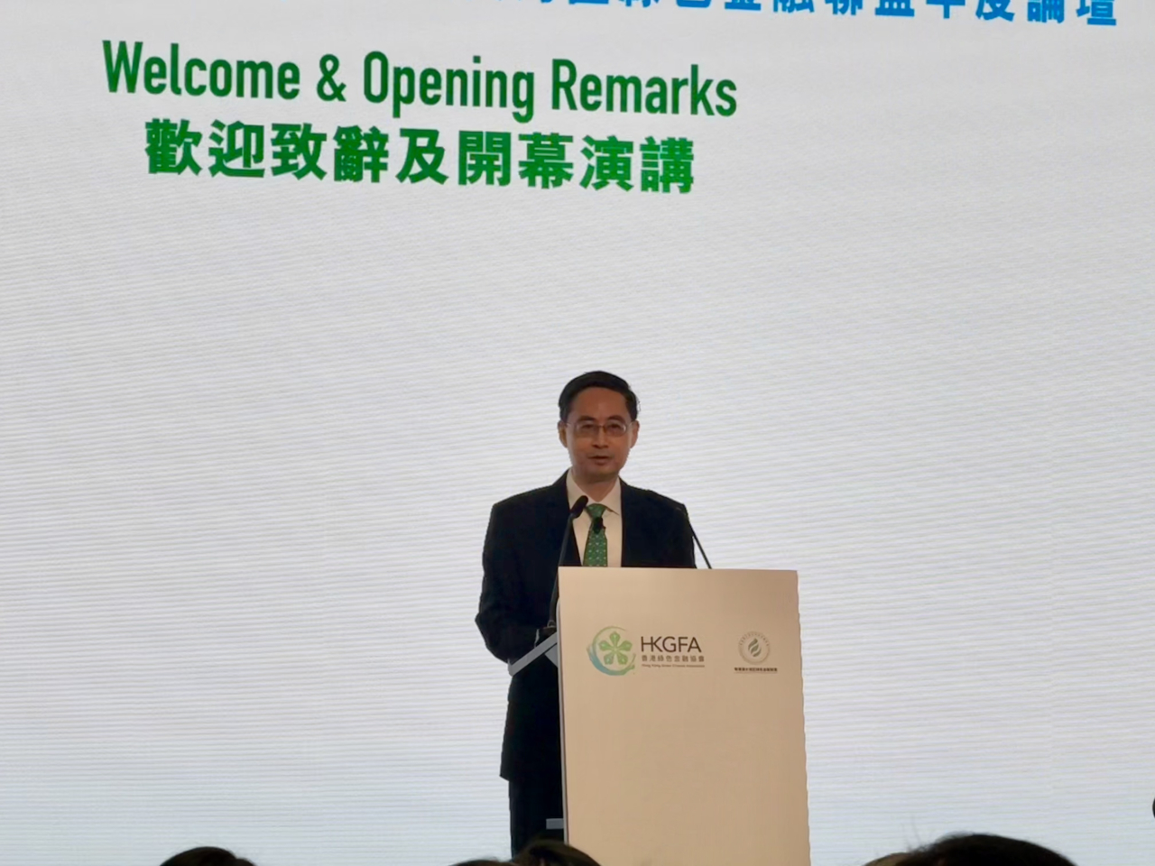 馬駿預計香港首份五年規劃將有措施鞏固香港綠色金融樞紐角色。（趙嘉駿攝）