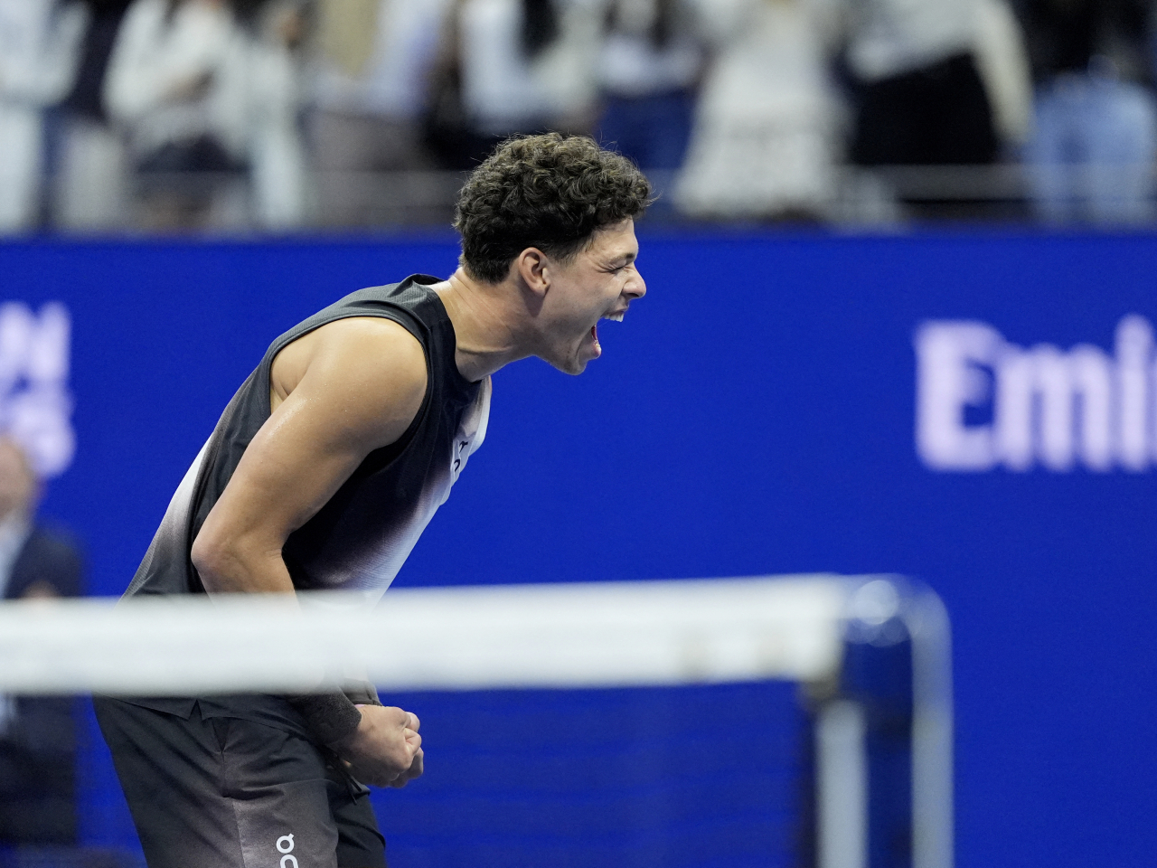 Ben Shelton of the US celebrates winning his quarter-final match against Spain's Carlos Alcaraz. Photo: Reuters