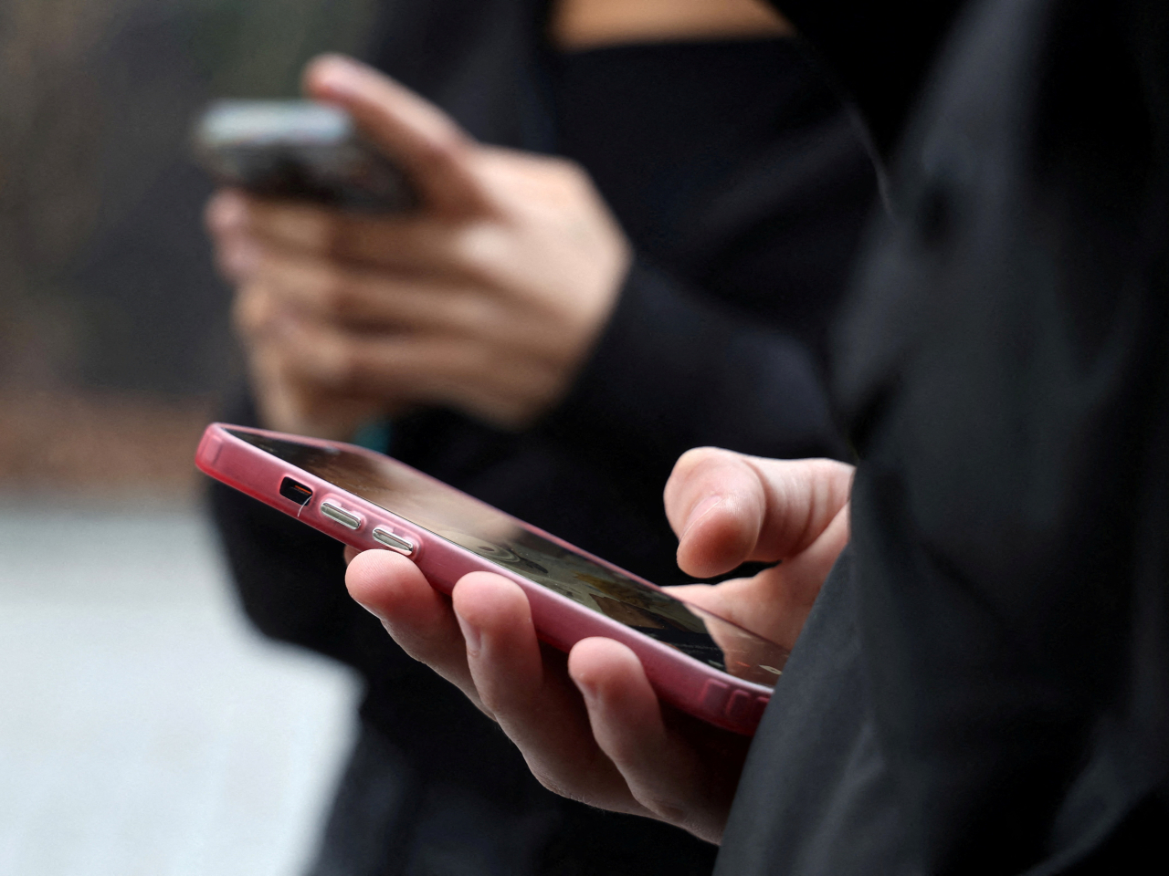 The 19 civil society groups, academics and businesses urged the EU to put 'an end to annoying and misleading cookie banners'. File photo: Reuters