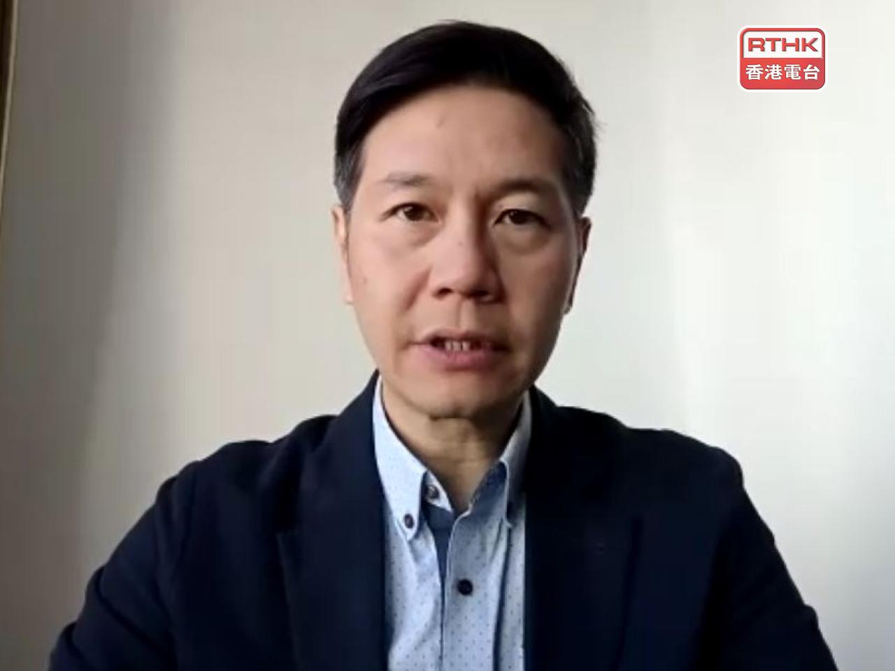 Lawmaker Johnny Ng says retailers should bear responsibility for the unauthorised credit card transactions related to the iPhone launch in Hong Kong. Photo: RTHK