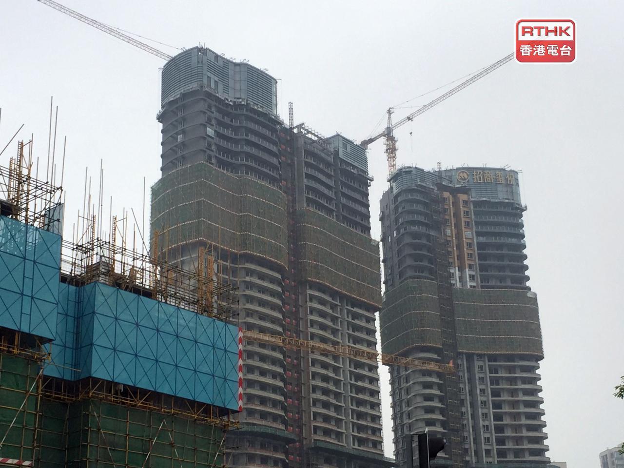 內地首8個月房地產開發投資按年跌19.9%，是歷來最大跌幅。（港台圖片）