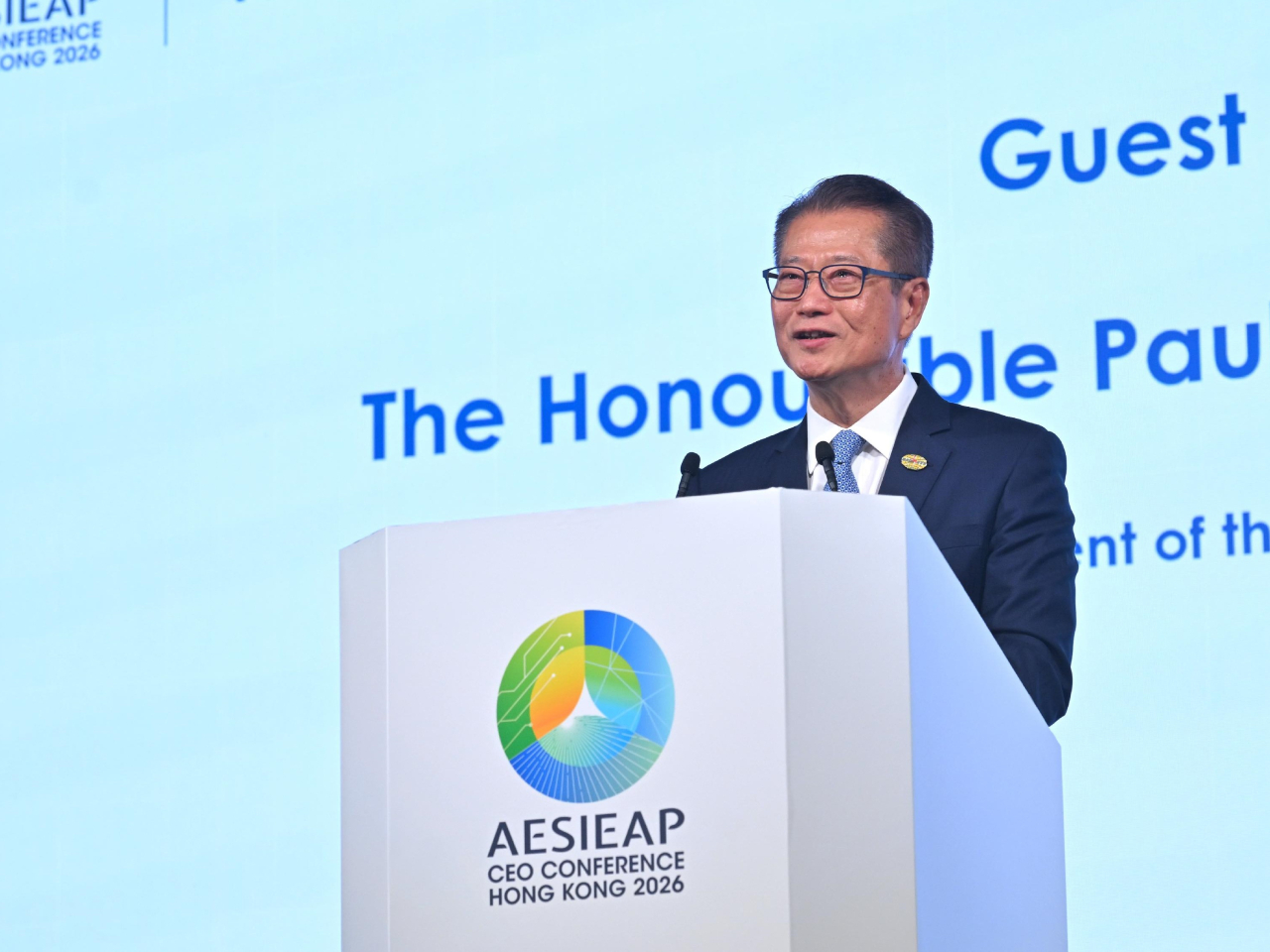 陳茂波稱香港目標在2035年停止以煤作日常發電，零碳能源比例提高至約60-70%。（政府新聞處）
