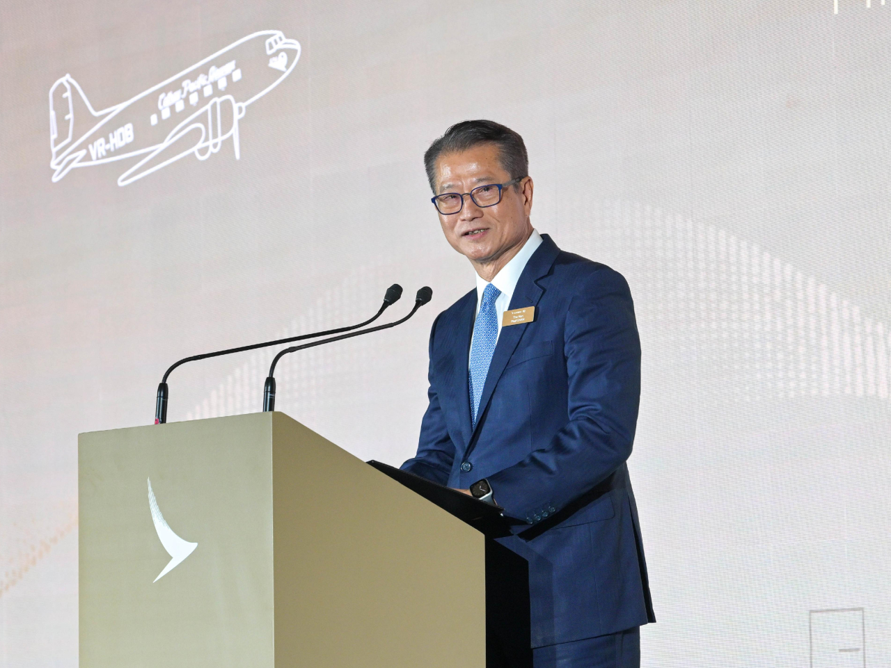 陳茂波說，國泰約1500億港元的投資承諾，彰顯對香港未來的信心。(政府新聞處)