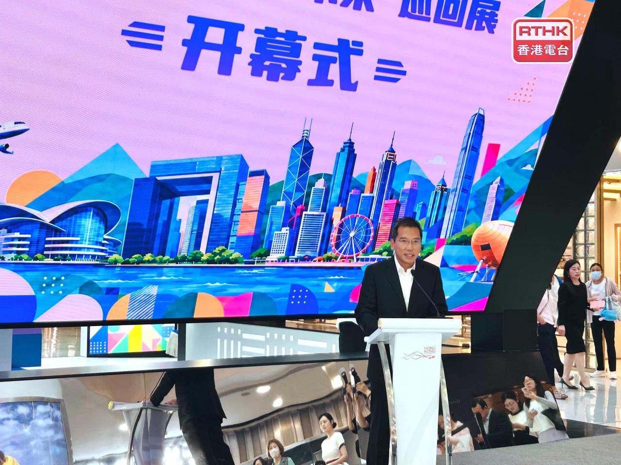 姚繼卓表示，駐京辦將向北京及服務地區詳細介紹五年規劃內容。（鄧穎琳攝）