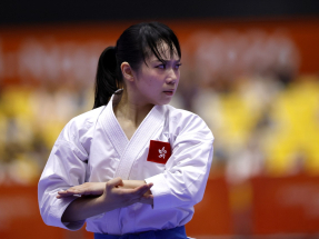 劉慕裳奪空手道女子個人形銀牌　港隊今屆首面獎牌