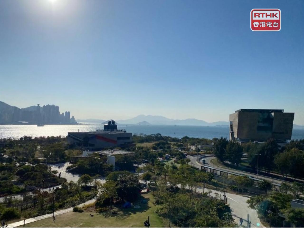 East-meets-west cultural exchanges are, foreign business chambers say, a 'big feature' of what makes Hong Kong Asia's world city. File photo: RTHK