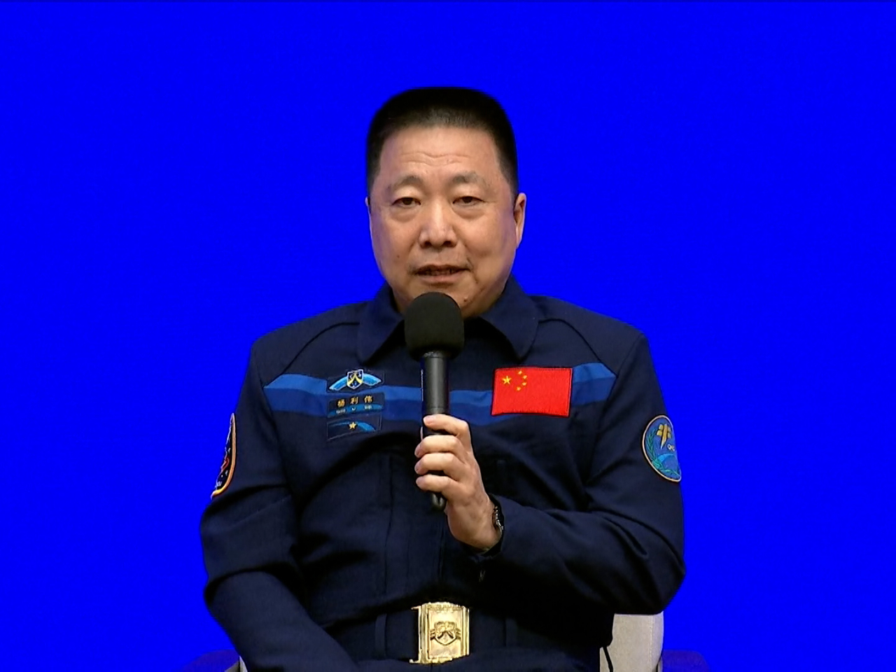 楊利偉期望不論是內地及港澳，會有更多參與，更多人繼續關注及關心祖國的載人航天事業發展。（央視）