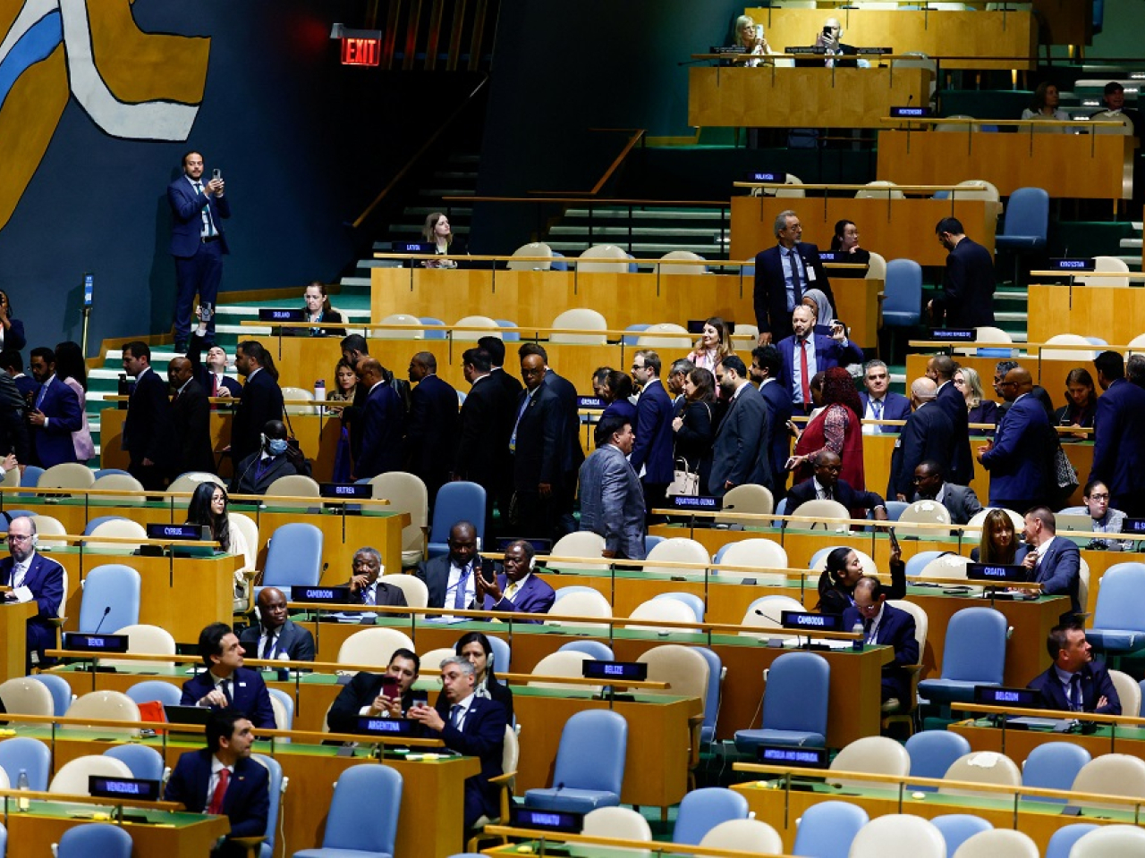 Dozens of delegates walk out as Israel's Prime Minister Benjamin Netanyahu addresses the 81st United Nations General Assembly in New York. Photo: Reuters