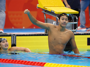 China's Zhang wins record seventh Games swimming gold