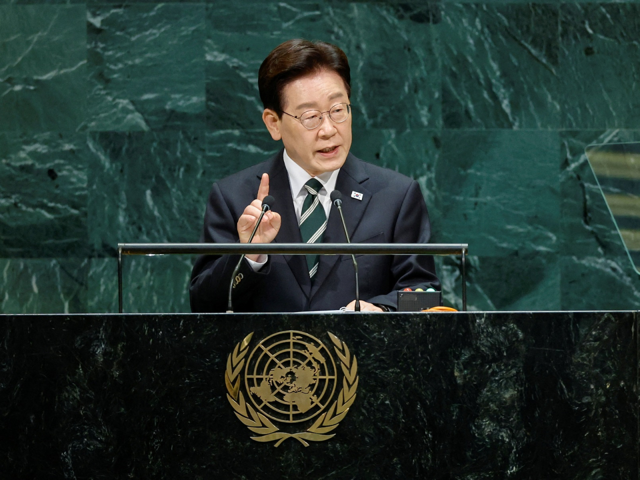 South Korean President Lee Jae Myung's office says Kyiv broke a non-disclosure agreement in announcing the transfer of two DPRK prisoners to South Korea. File photo: Reuters