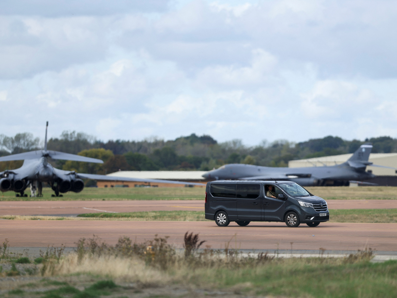 自美軍攻擊伊朗後，英國容許美軍戰機在費爾福德空軍基地升降。（路透社）