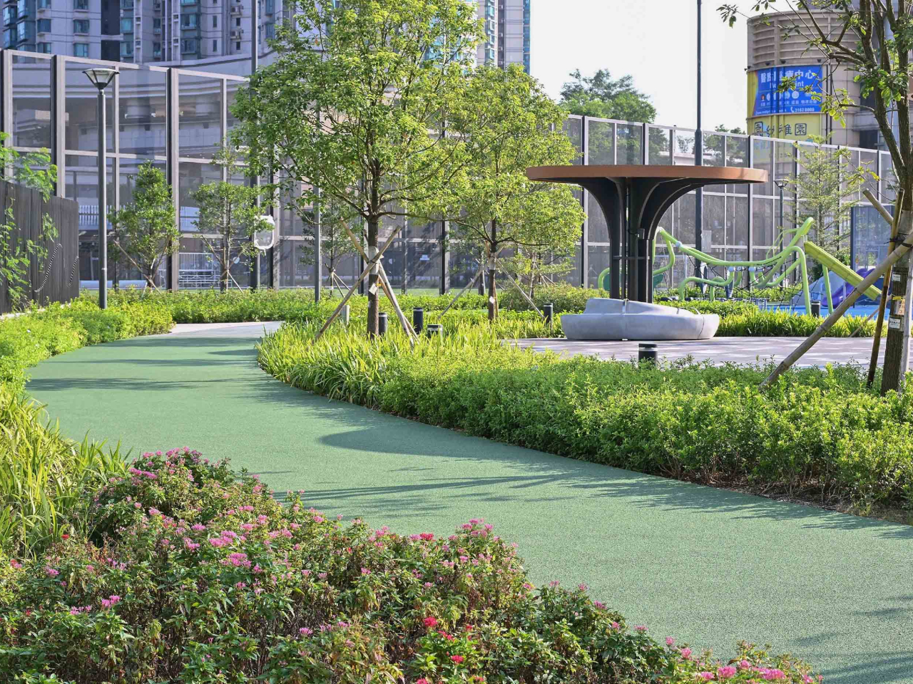 公園位於海帆道18號，佔地約16000平方公尺，提供一系列康樂設施和綠色休憩空間。（政府新聞處）