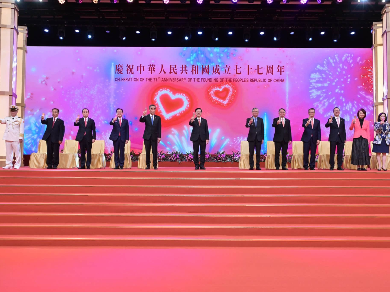陳國基（右五）相信一步一腳印地將規劃落到實處，香港就能更好融入和服務國家強國建設。（陳國基社交網站圖片）
