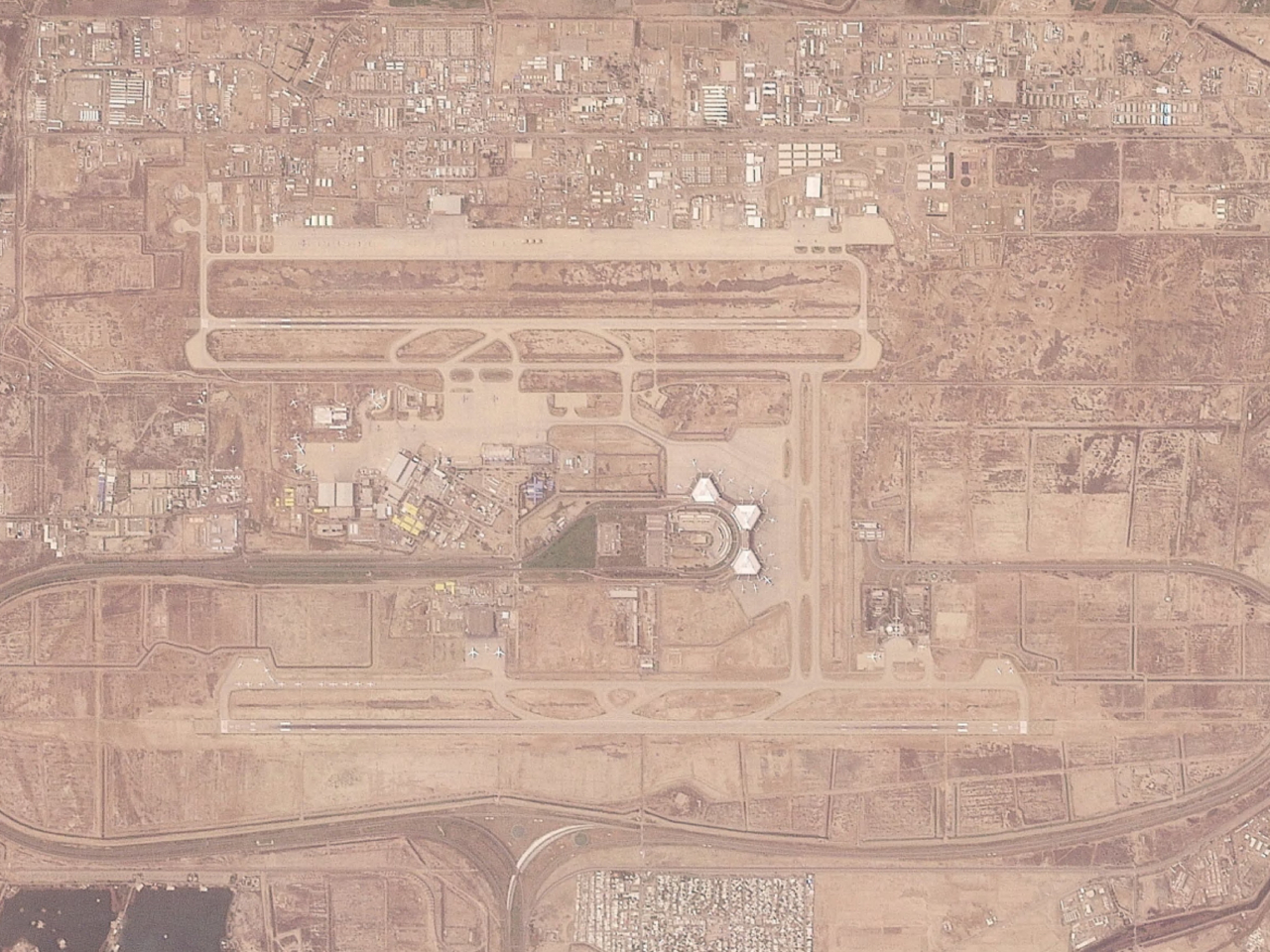 國際聯盟部隊完成在伊拉克的軍事任務後，正式撤出當地基地。（路透社資料圖片）