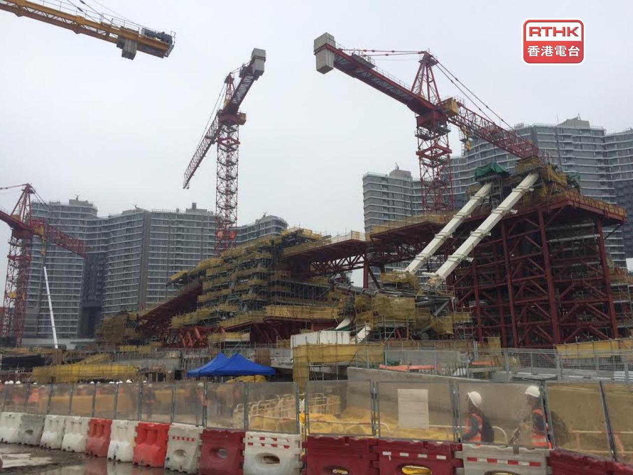 就高鐵香港段項目於建造階段工程延誤事宜，港鐵公司將向政府支付22.5億港元。(港台圖片)