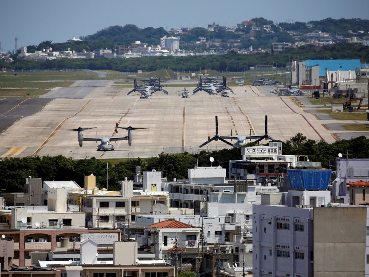 美國駐日本大使館及海軍陸戰隊就事件表示哀悼。圖為位於沖繩宜野灣市的美國海軍陸戰隊普天間基地。（路透社資料圖片）