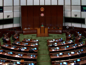 立法會第三日辯論香港首個五年規劃及施政報告　包括提升民生福祉