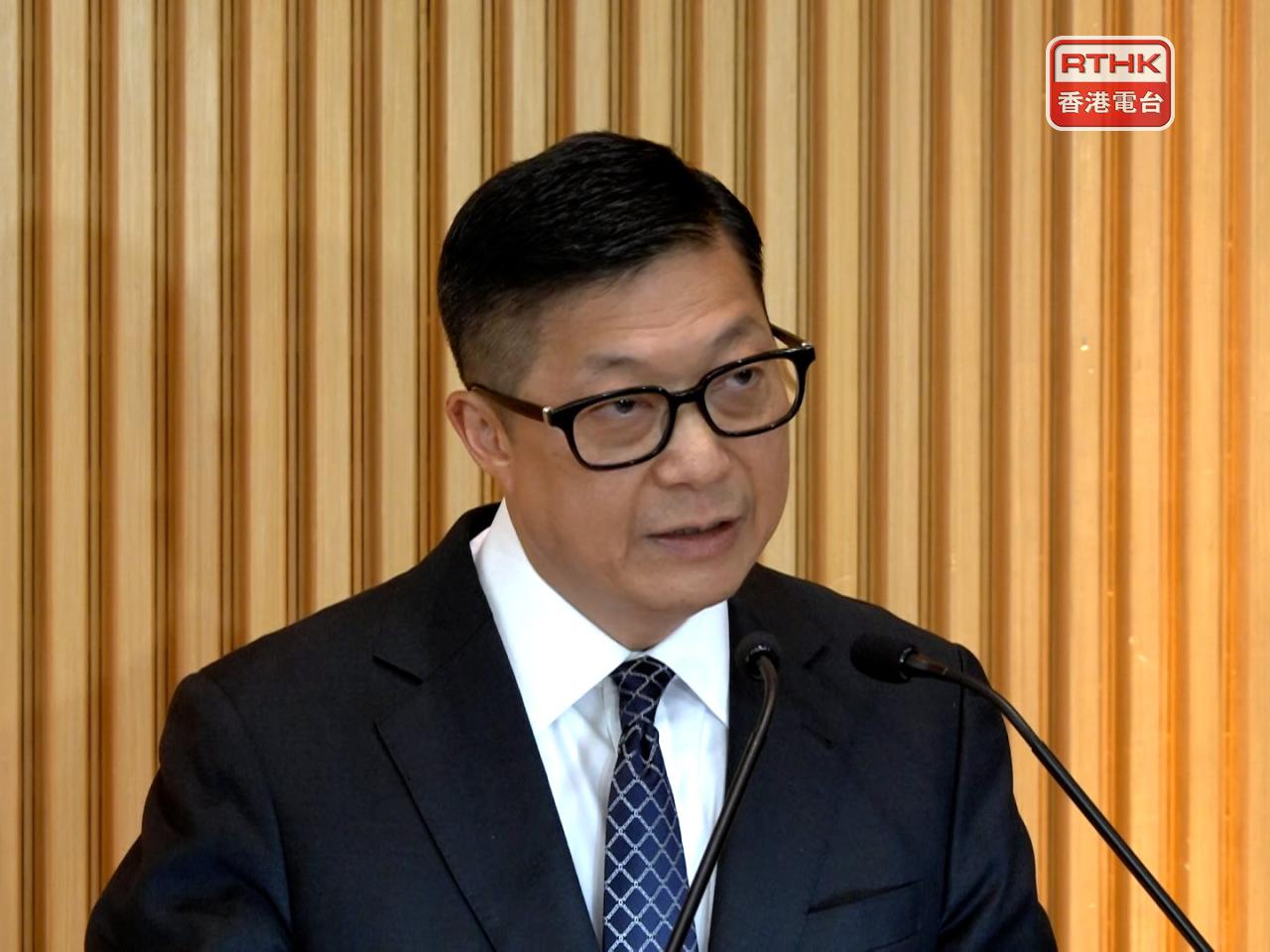鄧炳強下午12時30分在政府總部，就皇崗口岸正式開通會見傳媒。（港台圖片）