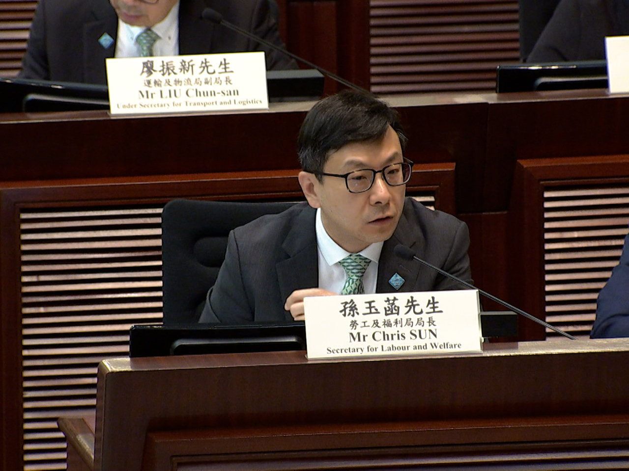 孫玉菡指如果現職外傭無故辭職，將來申請來港工作時，可能會被例入黑名單。