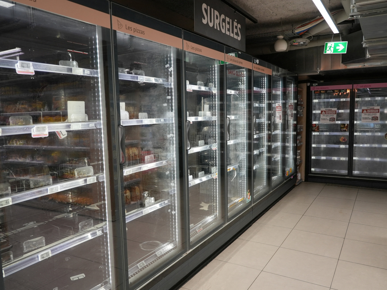 黑客入侵法國超市冷藏系統，令大批食品變壞。（路透社）