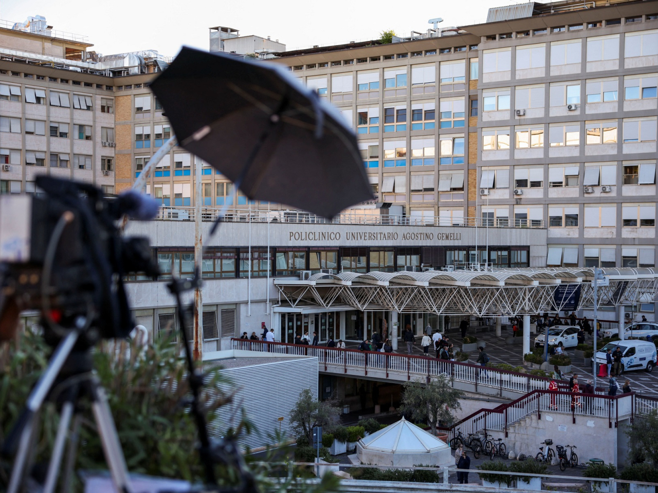The pontiff is being treated at Rome's Gemelli hospital, known as the "hospital of the popes". Photo: Reuters