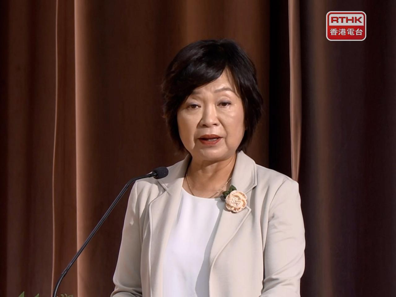 蔡若蓮表示，懷著沉痛的心情，代表教育局，對吳康民逝世深表哀悼。（港台圖片）