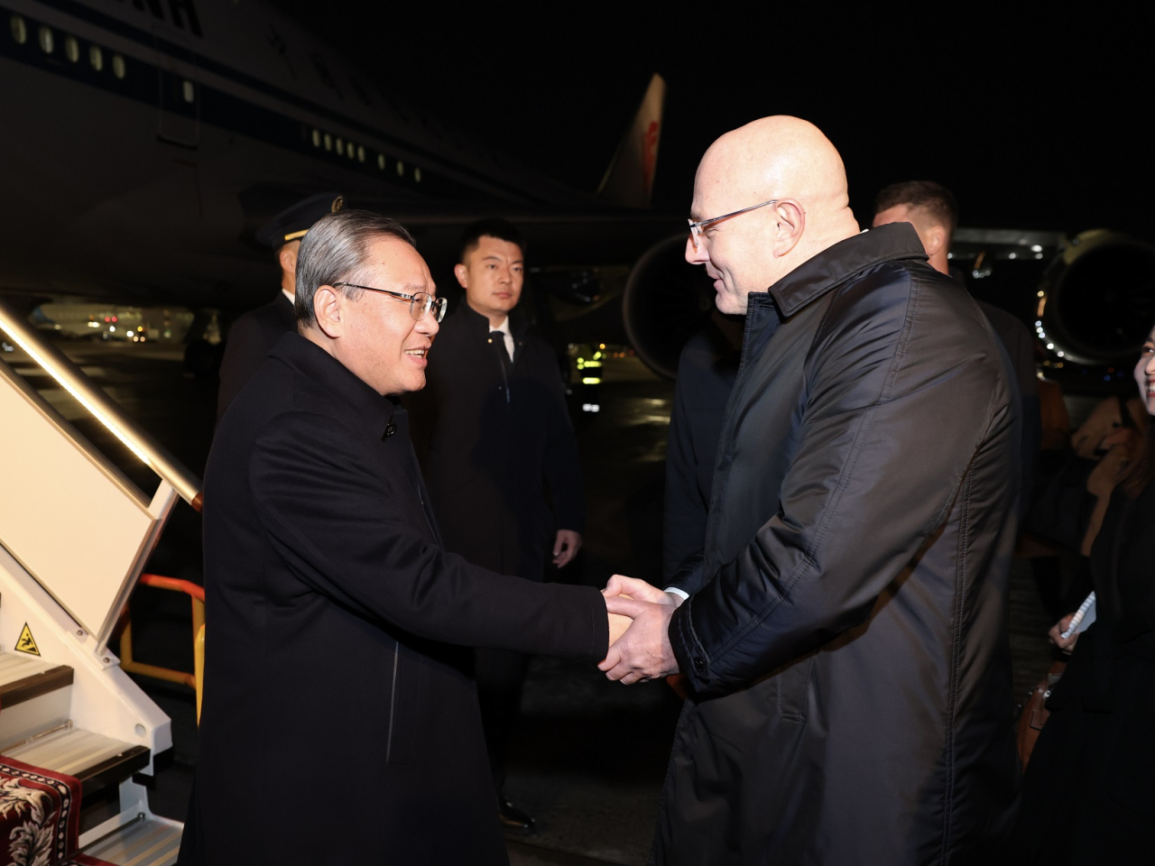 Premier Li Qiang was greeted at St Petersburg's Pulkovo Airport by Russian Deputy Prime Minister Dmitry Chernyshenko. Photo: Xinhua