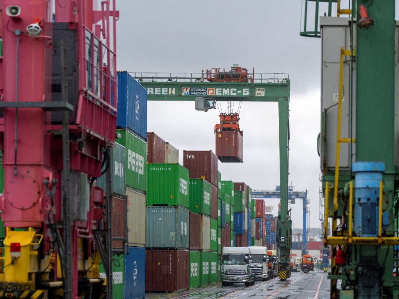 日本9月出口按年增長16.7%，連續13個月錄得增長，但增幅低過市場預期的20.1%。（法新社資料圖片）