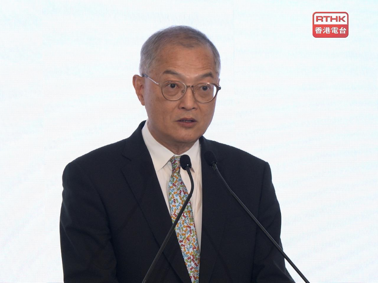 盧寵茂提醒市民，如在香港境外接受醫療服務，應留意當地相關法規，並了解治療的必要性、風險、跟進安排及總費用等。（港台圖片）