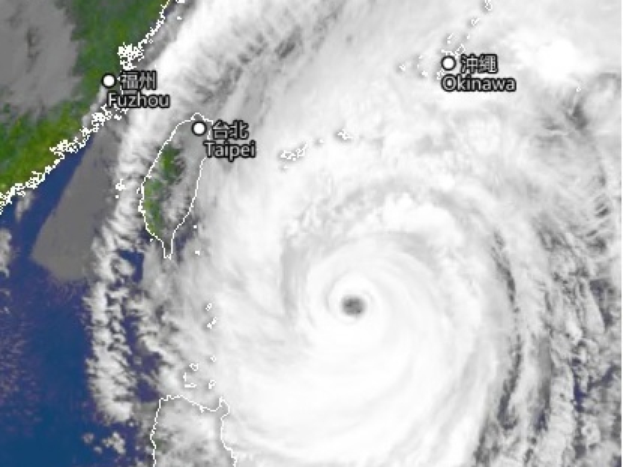 「薔琵」預料今明兩日移向台灣以東海域。（天文台網站截圖）