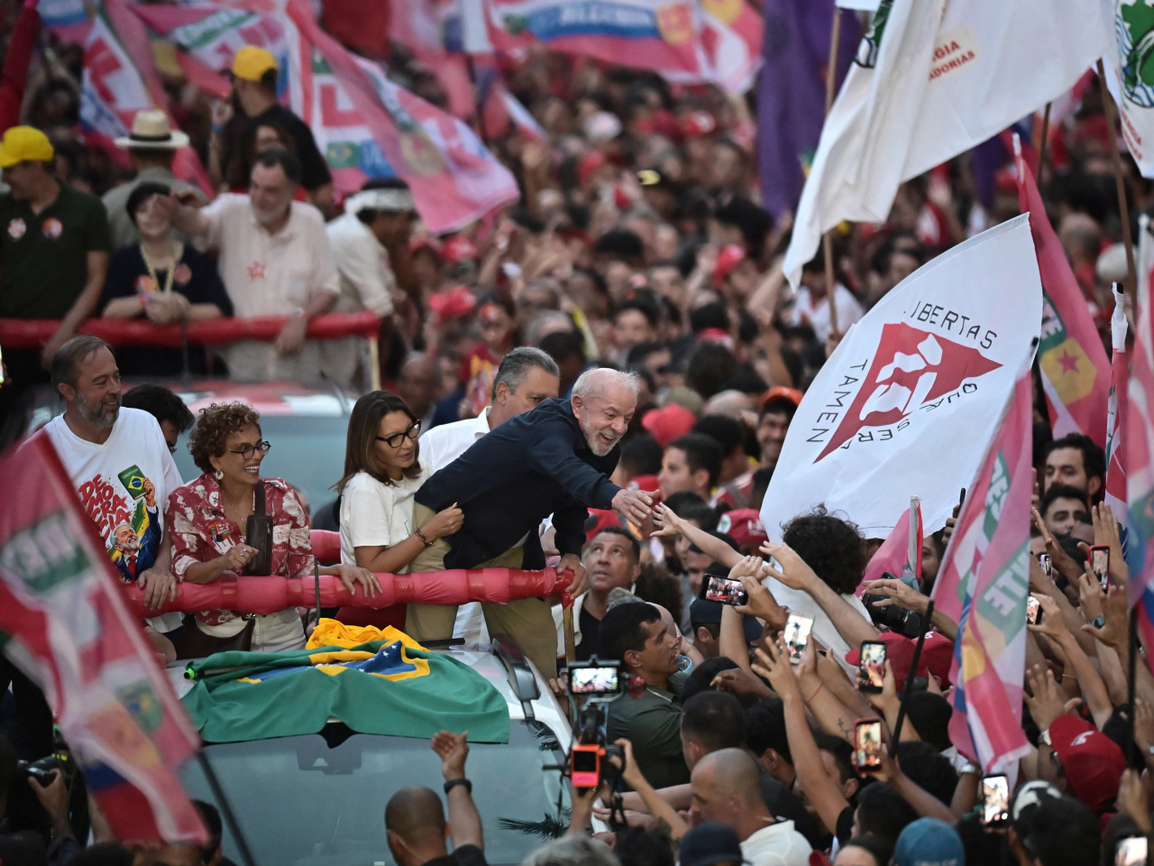 The bid by Luiz Inacio Lula da Silva &ndash; seen here campaigning in Belo Horizonte, Minas Gerais state &ndash; to disqualify Flavio Bolsonaro comes a day after he accused the incumbent of abuse of power. Photo: Reuters
