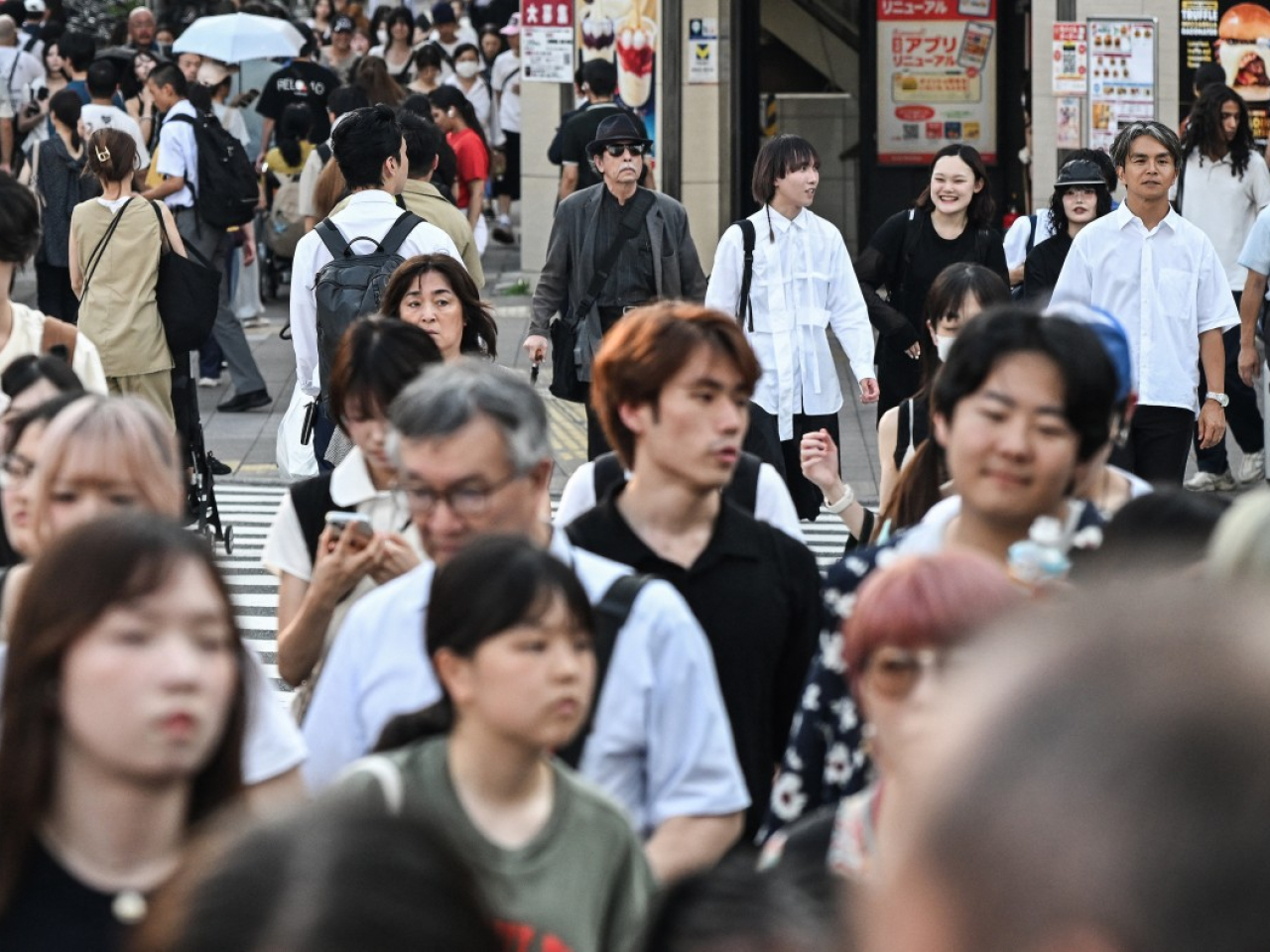 日本9月整體及核心通脹均9個月以來首次高過央行目標。（法新社資料圖片）