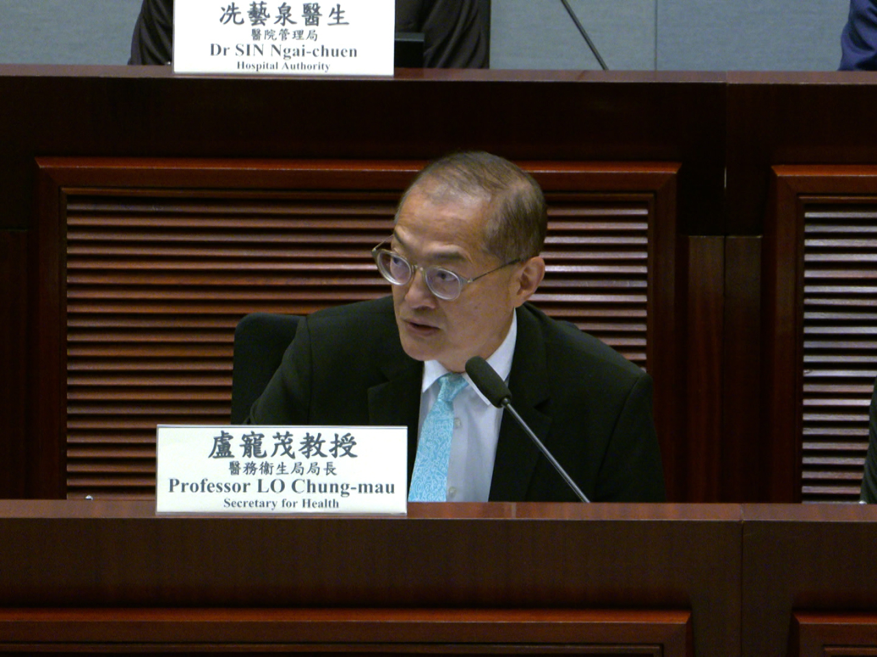 盧寵茂表示，HA GO 本身處理很多服務細節，而醫健通功能越來越多，如把兩個平台合併會令醫健通變得複雜。