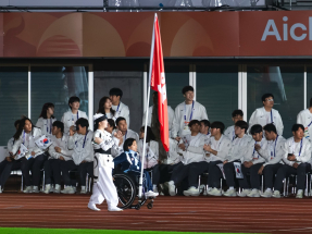 第五屆亞殘運閉幕　湯雅婷擔任中國香港代表團持旗手進場