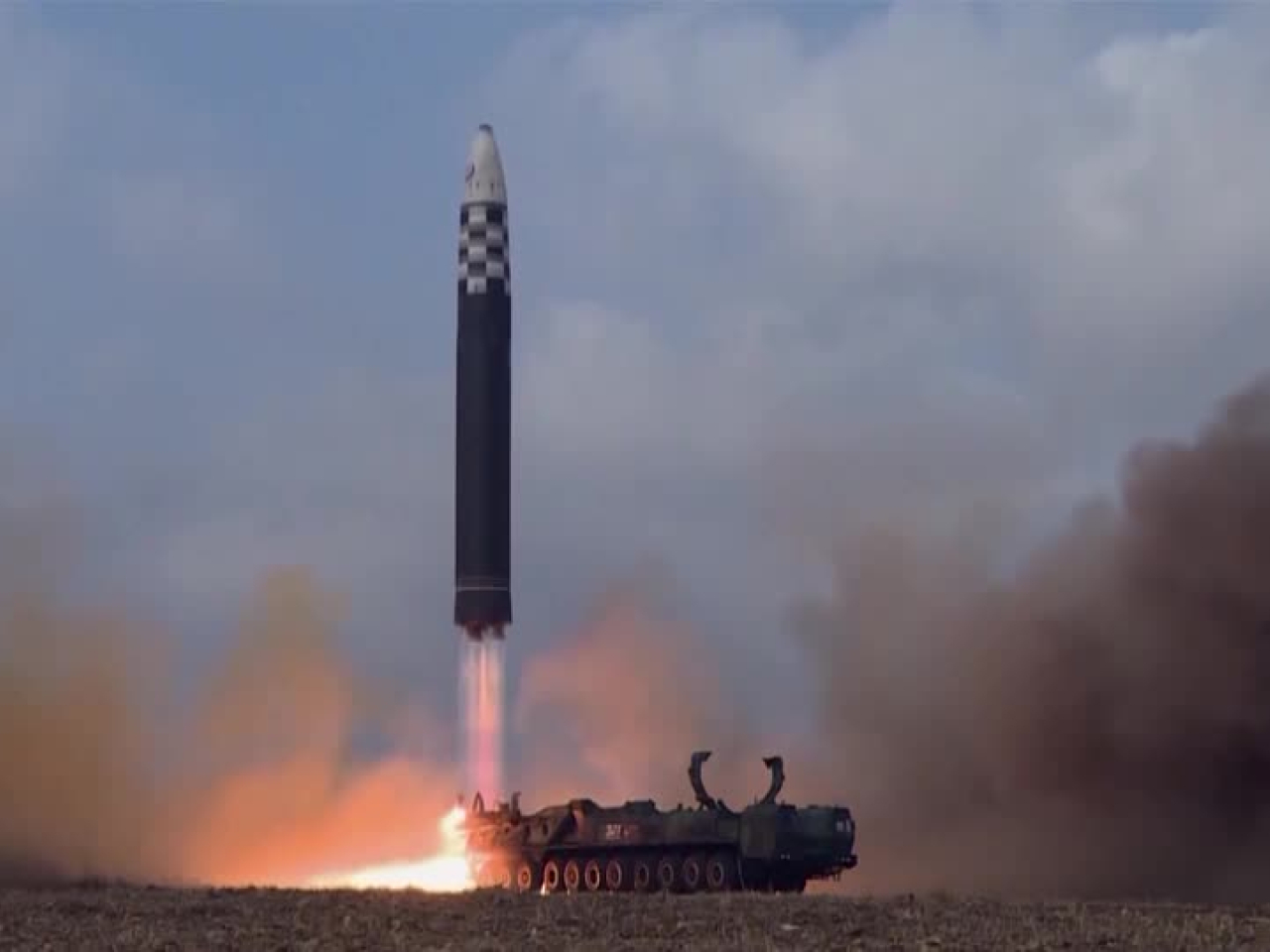 韓國表示朝鮮向朝鮮半島東部海域發射不明飛行器。（路透社資料圖片）